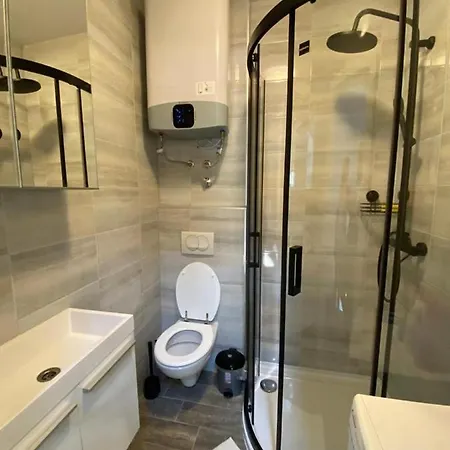 Rainbow Apartment Loviste